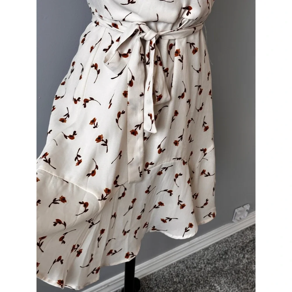 Trixxi Floral Mini Dress Wrap Front Short Sleeve Casual Beige Size S